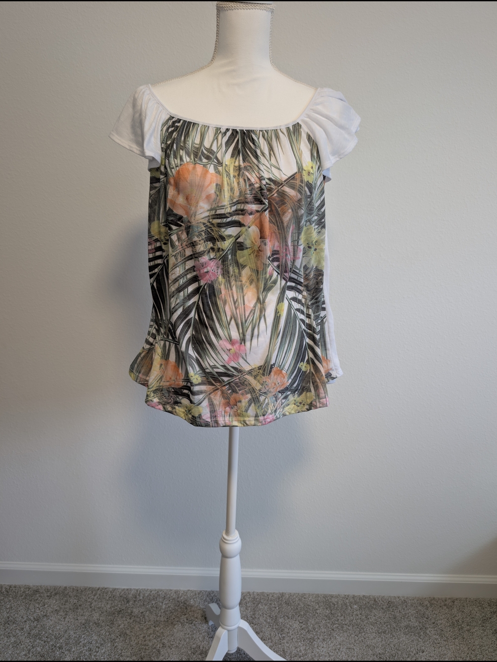 Passports Tropical Palm Off-Shoulder Top - White, Peach & Green